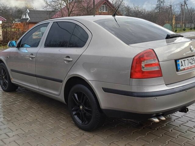 Серый Шкода Октавия, объемом двигателя 2 л и пробегом 288 тыс. км за 6450 $, фото 4 на Automoto.ua