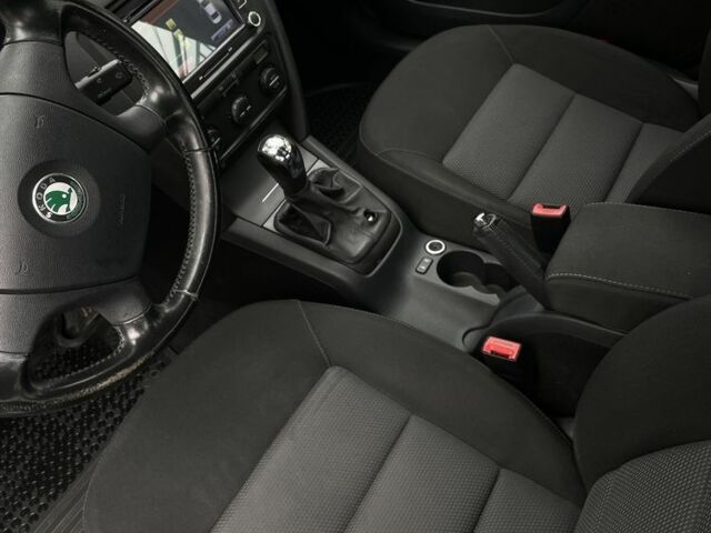 Серый Шкода Октавия, объемом двигателя 1.9 л и пробегом 253 тыс. км за 6000 $, фото 6 на Automoto.ua