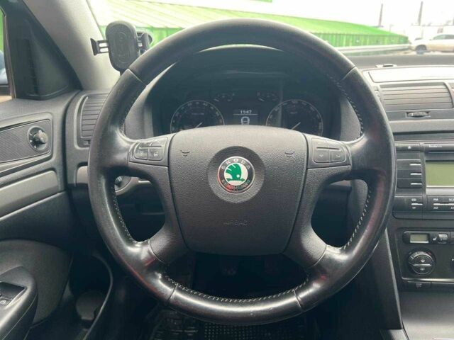 Сірий Шкода Октавія, об'ємом двигуна 0 л та пробігом 225 тис. км за 6990 $, фото 14 на Automoto.ua