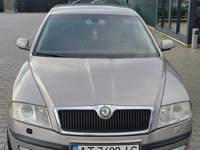 Серый Шкода Октавия, объемом двигателя 2 л и пробегом 288 тыс. км за 6450 $, фото 1 на Automoto.ua