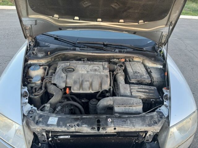 Серый Шкода Октавия, объемом двигателя 1.9 л и пробегом 290 тыс. км за 2900 $, фото 19 на Automoto.ua