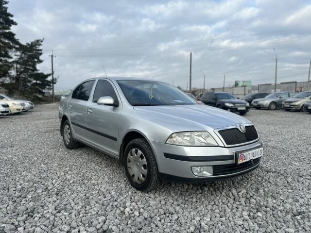 Серый Шкода Октавия, объемом двигателя 1.6 л и пробегом 260 тыс. км за 5800 $, фото 1 на Automoto.ua