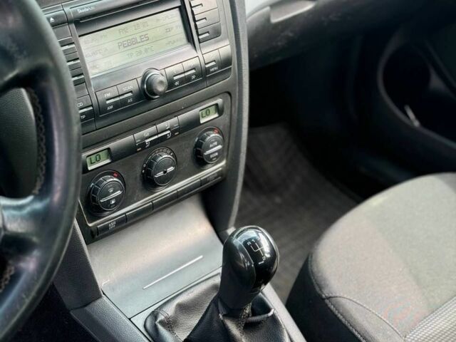 Серый Шкода Октавия, объемом двигателя 1.9 л и пробегом 300 тыс. км за 2800 $, фото 6 на Automoto.ua