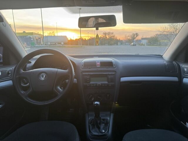 Серый Шкода Октавия, объемом двигателя 1.9 л и пробегом 290 тыс. км за 2900 $, фото 17 на Automoto.ua