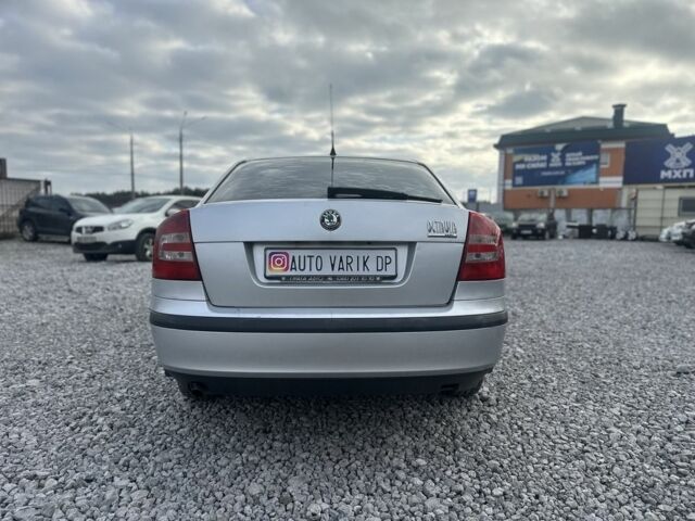 Серый Шкода Октавия, объемом двигателя 1.6 л и пробегом 260 тыс. км за 5800 $, фото 3 на Automoto.ua