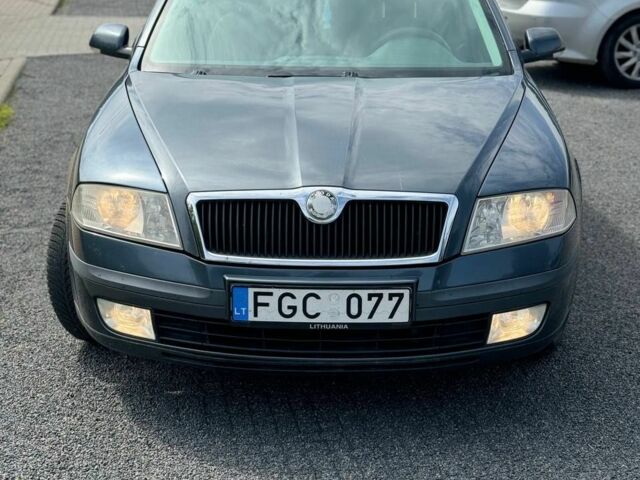 Серый Шкода Октавия, объемом двигателя 1.9 л и пробегом 300 тыс. км за 2800 $, фото 1 на Automoto.ua