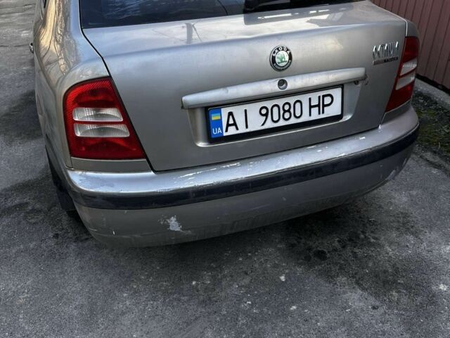 Серый Шкода Октавия, объемом двигателя 1.6 л и пробегом 375 тыс. км за 5200 $, фото 1 на Automoto.ua