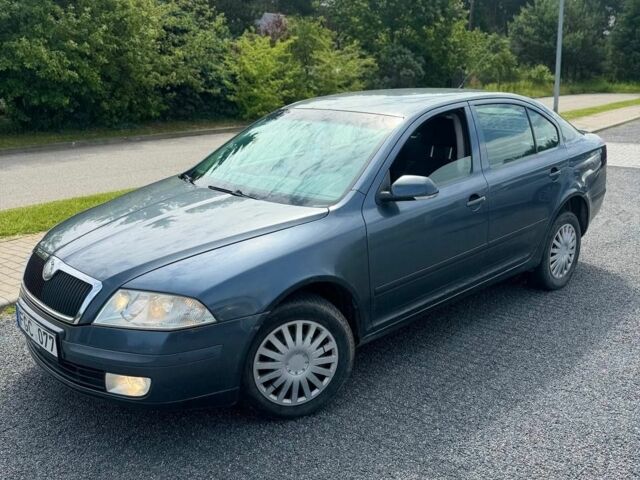 Серый Шкода Октавия, объемом двигателя 1.9 л и пробегом 300 тыс. км за 2800 $, фото 2 на Automoto.ua