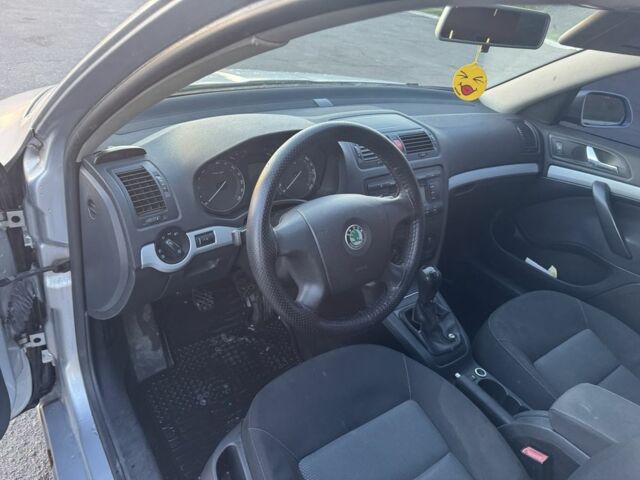 Серый Шкода Октавия, объемом двигателя 1.9 л и пробегом 290 тыс. км за 2900 $, фото 14 на Automoto.ua