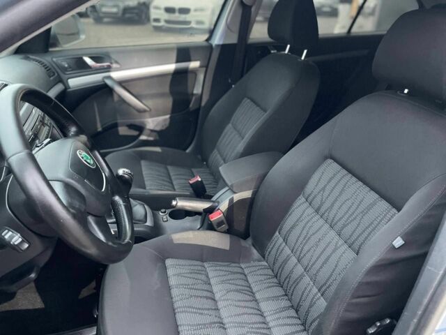Сірий Шкода Октавія, об'ємом двигуна 1.8 л та пробігом 172 тис. км за 6999 $, фото 18 на Automoto.ua
