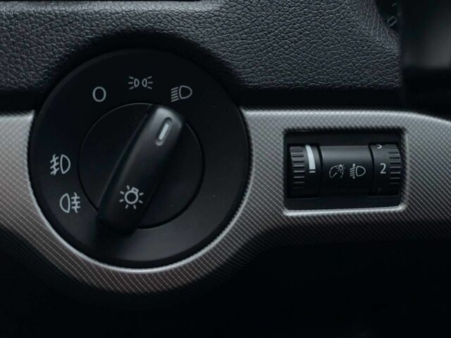 Сірий Шкода Октавія, об'ємом двигуна 1.8 л та пробігом 172 тис. км за 6999 $, фото 15 на Automoto.ua