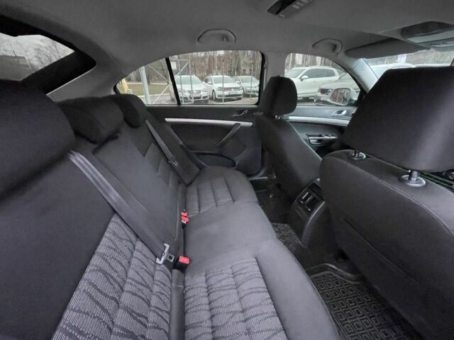 Сірий Шкода Октавія, об'ємом двигуна 1.8 л та пробігом 172 тис. км за 6999 $, фото 19 на Automoto.ua