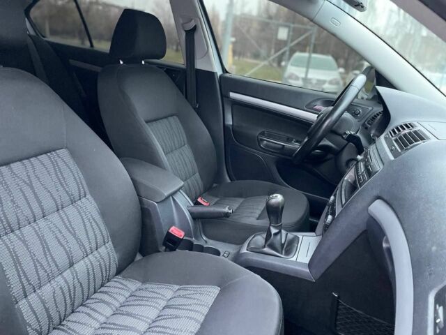 Сірий Шкода Октавія, об'ємом двигуна 1.8 л та пробігом 172 тис. км за 6999 $, фото 16 на Automoto.ua