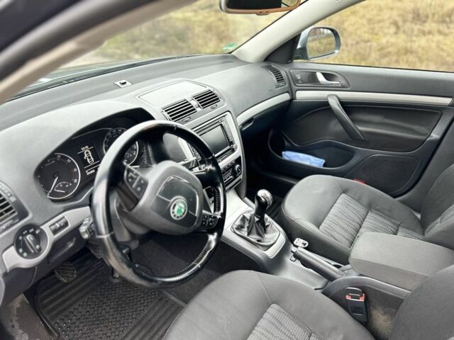 Серый Шкода Октавия, объемом двигателя 1.4 л и пробегом 240 тыс. км за 7300 $, фото 7 на Automoto.ua