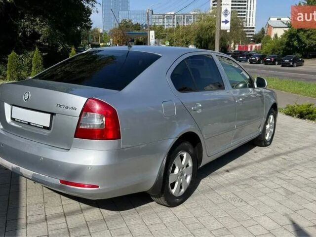 Сірий Шкода Октавія, об'ємом двигуна 1.8 л та пробігом 276 тис. км за 7400 $, фото 6 на Automoto.ua