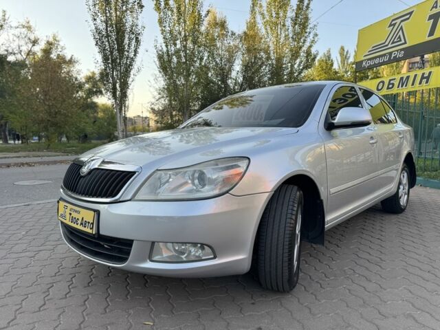 Серый Шкода Октавия, объемом двигателя 1.6 л и пробегом 268 тыс. км за 7250 $, фото 2 на Automoto.ua