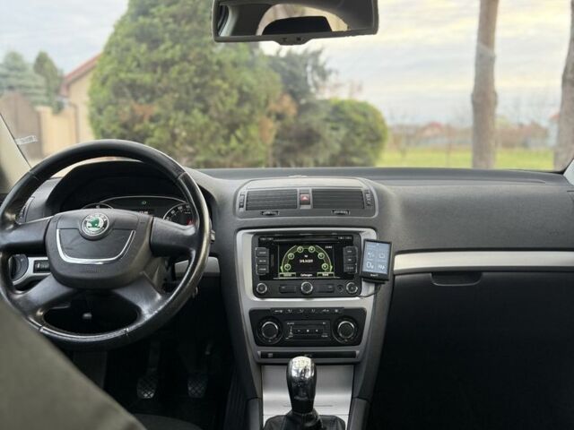 Сірий Шкода Октавія, об'ємом двигуна 1.2 л та пробігом 250 тис. км за 6650 $, фото 5 на Automoto.ua