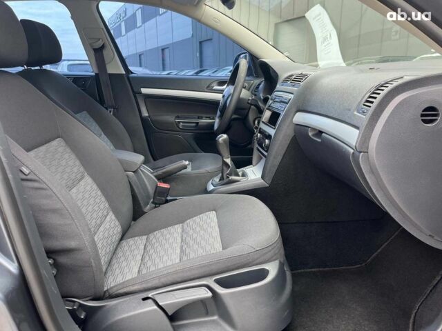 Серый Шкода Октавия, объемом двигателя 1.4 л и пробегом 216 тыс. км за 8390 $, фото 27 на Automoto.ua