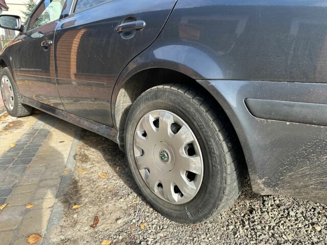 Серый Шкода Октавия, объемом двигателя 1.6 л и пробегом 270 тыс. км за 6200 $, фото 5 на Automoto.ua