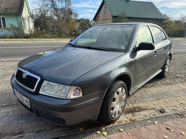 Серый Шкода Октавия, объемом двигателя 1.6 л и пробегом 270 тыс. км за 6200 $, фото 2 на Automoto.ua