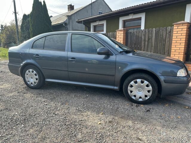 Серый Шкода Октавия, объемом двигателя 1.6 л и пробегом 270 тыс. км за 6200 $, фото 1 на Automoto.ua