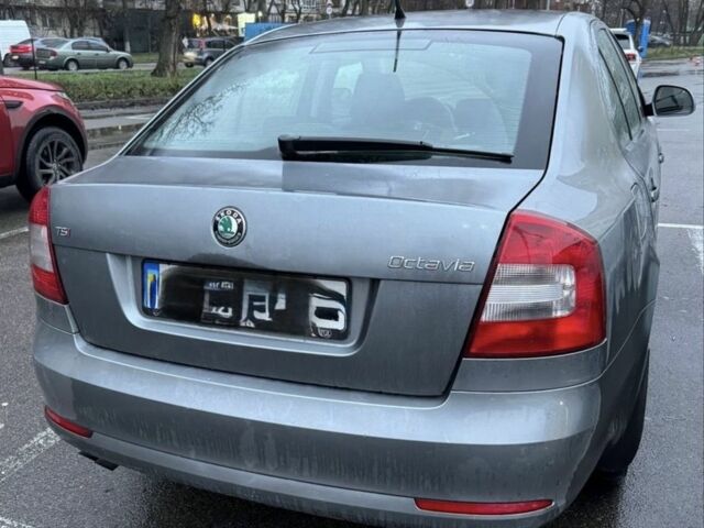 Сірий Шкода Октавія, об'ємом двигуна 1.8 л та пробігом 159 тис. км за 7585 $, фото 3 на Automoto.ua