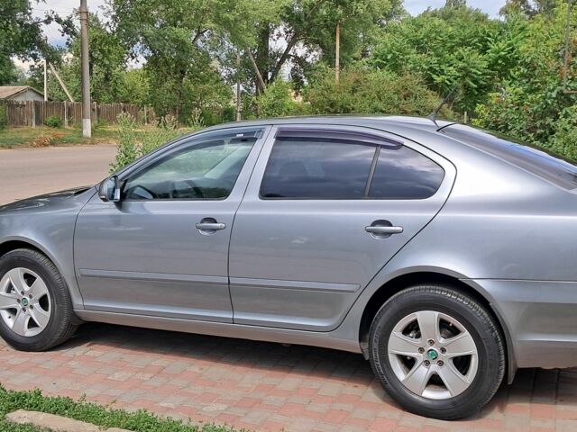 Сірий Шкода Октавія, об'ємом двигуна 1.6 л та пробігом 76 тис. км за 9300 $, фото 1 на Automoto.ua