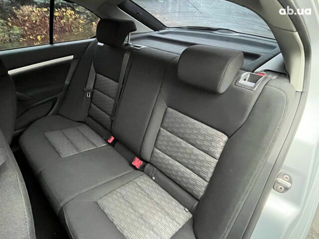 Серый Шкода Октавия, объемом двигателя 1.6 л и пробегом 226 тыс. км за 6990 $, фото 13 на Automoto.ua