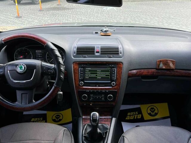 Серый Шкода Октавия, объемом двигателя 1.8 л и пробегом 155 тыс. км за 8999 $, фото 10 на Automoto.ua