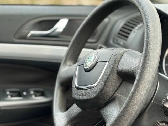 Серый Шкода Октавия, объемом двигателя 1.4 л и пробегом 213 тыс. км за 6700 $, фото 12 на Automoto.ua