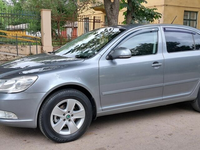 Сірий Шкода Октавія, об'ємом двигуна 1.6 л та пробігом 76 тис. км за 9300 $, фото 5 на Automoto.ua