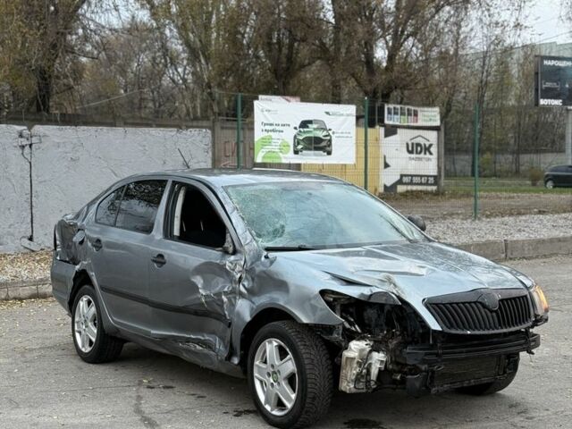 Серый Шкода Октавия, объемом двигателя 1.4 л и пробегом 220 тыс. км за 2650 $, фото 3 на Automoto.ua