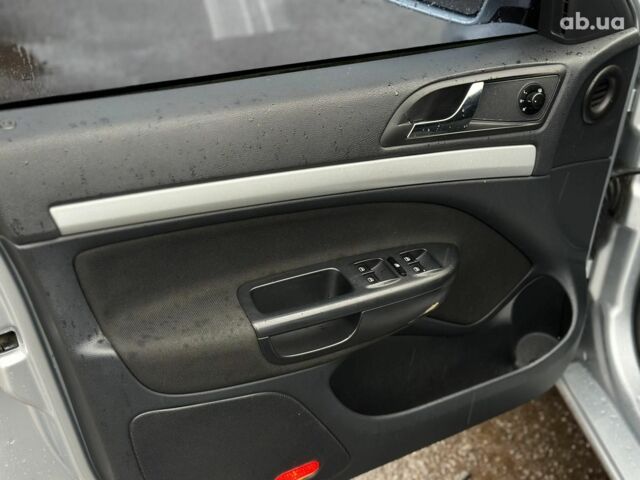 Сірий Шкода Октавія, об'ємом двигуна 1.4 л та пробігом 196 тис. км за 7440 $, фото 31 на Automoto.ua