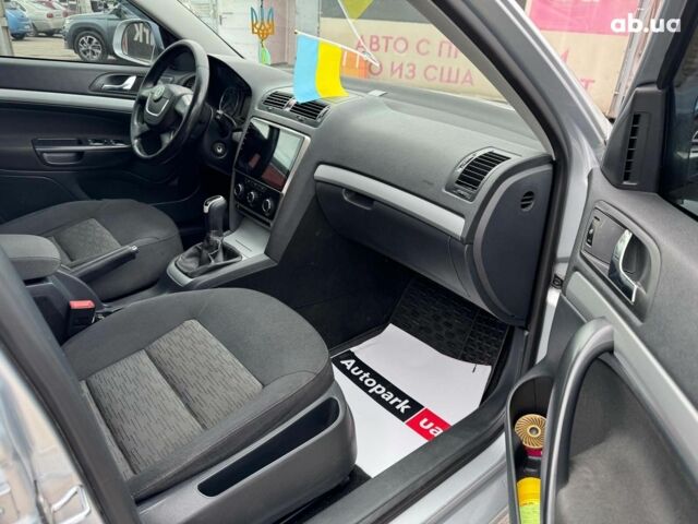Сірий Шкода Октавія, об'ємом двигуна 1.8 л та пробігом 198 тис. км за 8990 $, фото 10 на Automoto.ua