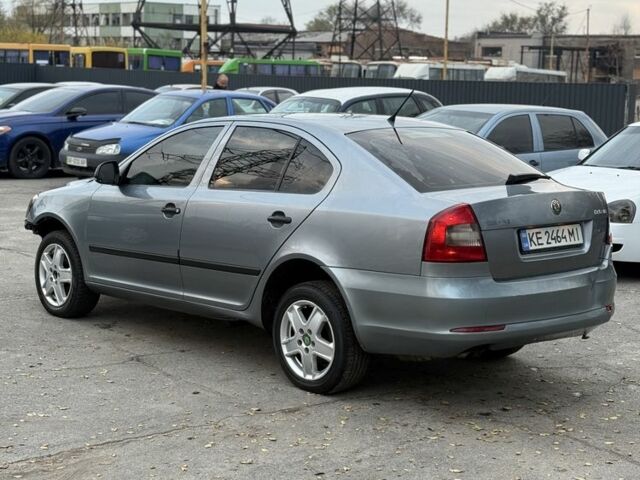 Серый Шкода Октавия, объемом двигателя 1.4 л и пробегом 220 тыс. км за 2650 $, фото 2 на Automoto.ua