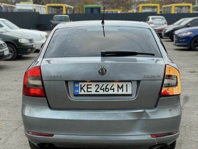 Серый Шкода Октавия, объемом двигателя 1.4 л и пробегом 220 тыс. км за 2650 $, фото 4 на Automoto.ua