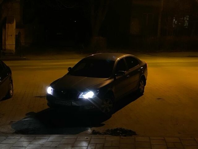 Сірий Шкода Октавія, об'ємом двигуна 1.8 л та пробігом 96 тис. км за 8999 $, фото 16 на Automoto.ua