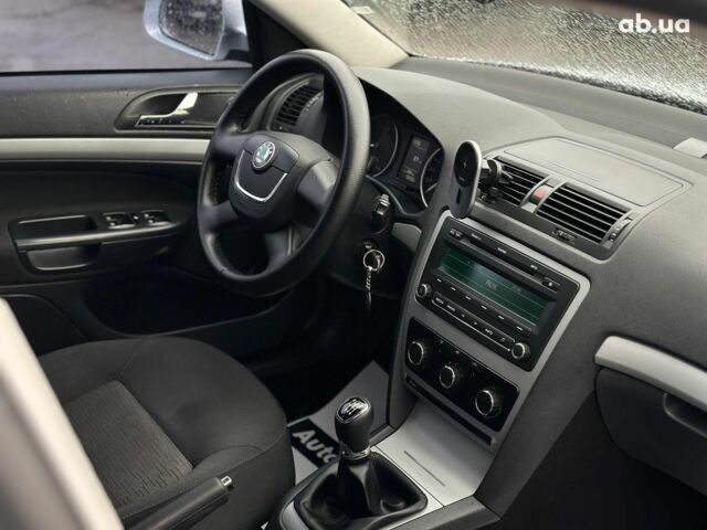 Сірий Шкода Октавія, об'ємом двигуна 1.4 л та пробігом 196 тис. км за 7440 $, фото 29 на Automoto.ua