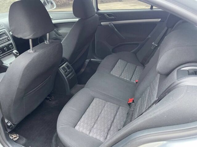 Сірий Шкода Октавія, об'ємом двигуна 1.8 л та пробігом 210 тис. км за 4500 $, фото 7 на Automoto.ua