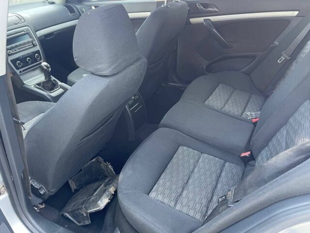 Сірий Шкода Октавія, об'ємом двигуна 1.8 л та пробігом 185 тис. км за 3700 $, фото 7 на Automoto.ua