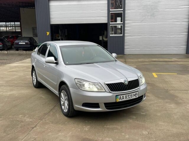Сірий Шкода Октавія, об'ємом двигуна 1.8 л та пробігом 210 тис. км за 4500 $, фото 2 на Automoto.ua