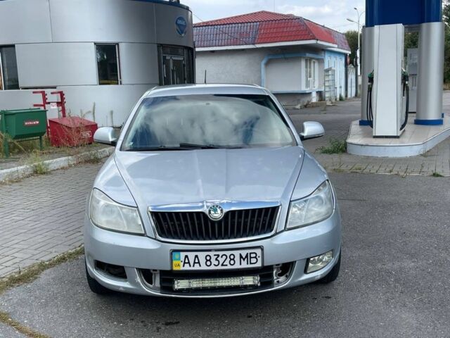 Серый Шкода Октавия, объемом двигателя 1.8 л и пробегом 185 тыс. км за 3700 $, фото 1 на Automoto.ua