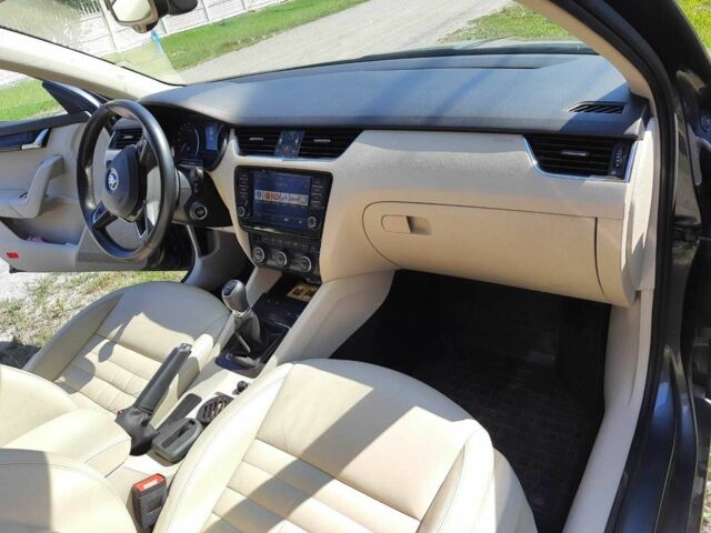 Серый Шкода Октавия, объемом двигателя 1.6 л и пробегом 135 тыс. км за 13500 $, фото 5 на Automoto.ua