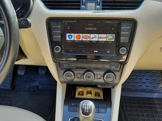 Сірий Шкода Октавія, об'ємом двигуна 1.6 л та пробігом 135 тис. км за 14200 $, фото 5 на Automoto.ua