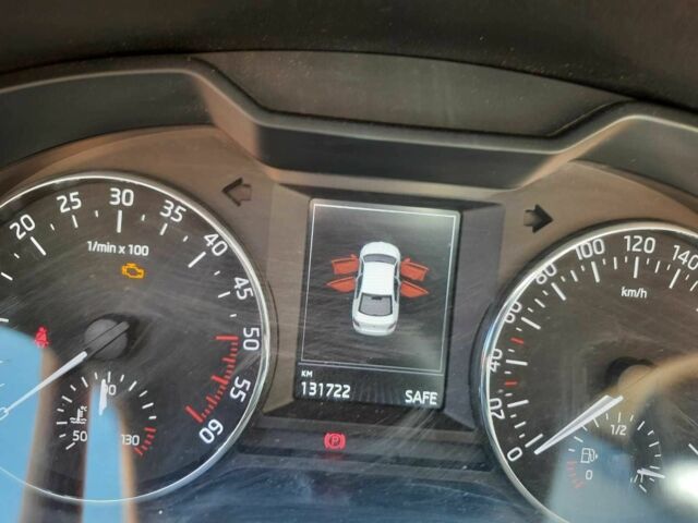 Серый Шкода Октавия, объемом двигателя 1.6 л и пробегом 135 тыс. км за 13500 $, фото 4 на Automoto.ua