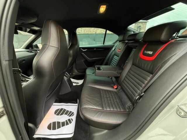 Серый Шкода Октавия, объемом двигателя 2 л и пробегом 70 тыс. км за 6000 $, фото 12 на Automoto.ua