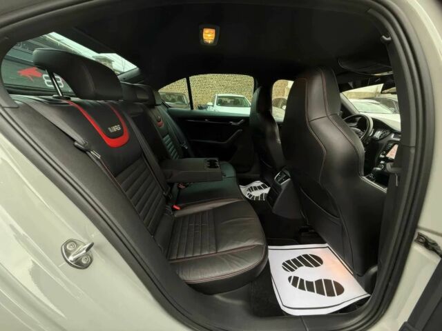 Сірий Шкода Октавія, об'ємом двигуна 2 л та пробігом 76 тис. км за 8900 $, фото 9 на Automoto.ua