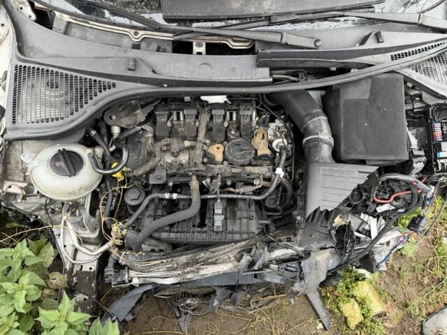 Сірий Шкода Октавія, об'ємом двигуна 1.8 л та пробігом 120 тис. км за 4700 $, фото 2 на Automoto.ua