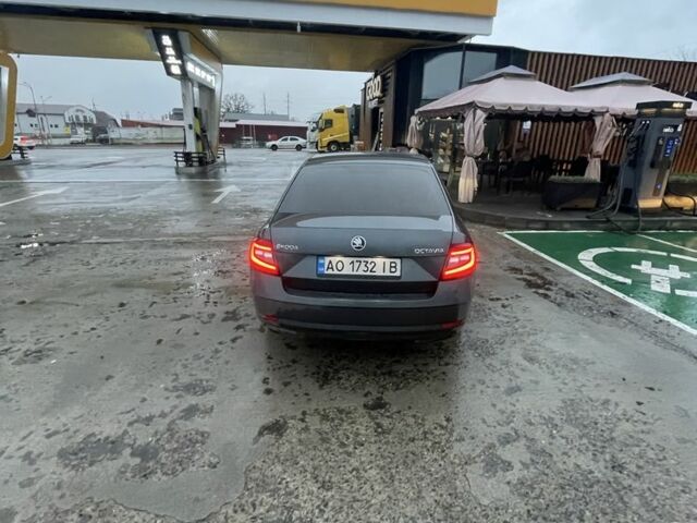 Серый Шкода Октавия, объемом двигателя 1.6 л и пробегом 3 тыс. км за 13500 $, фото 1 на Automoto.ua