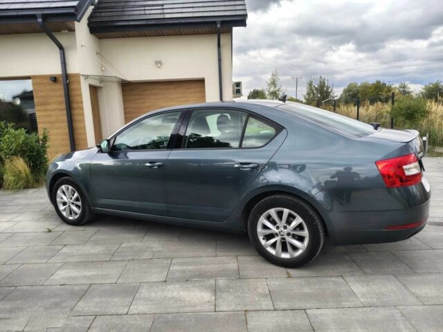 Серый Шкода Октавия, объемом двигателя 1.5 л и пробегом 36 тыс. км за 11200 $, фото 3 на Automoto.ua